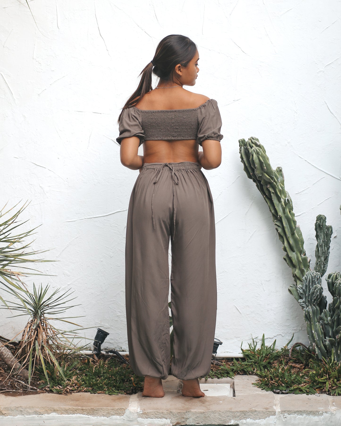 Jasmine Ring Top & Ring Split Pants Set (Stone)
